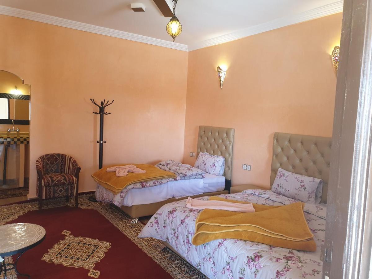 Lac Yasmins Auberge Sahara Garden מראה חיצוני תמונה