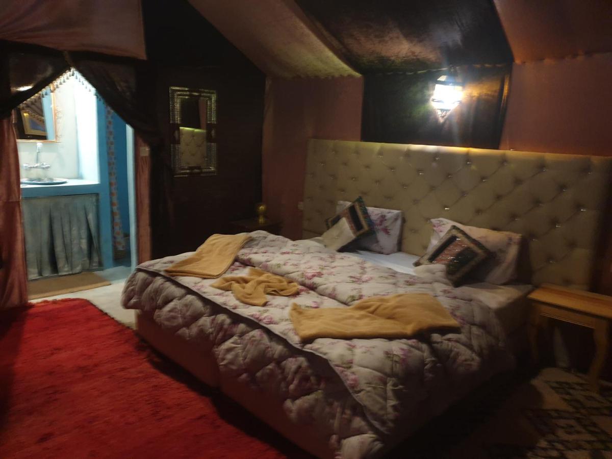 Lac Yasmins Auberge Sahara Garden מראה חיצוני תמונה