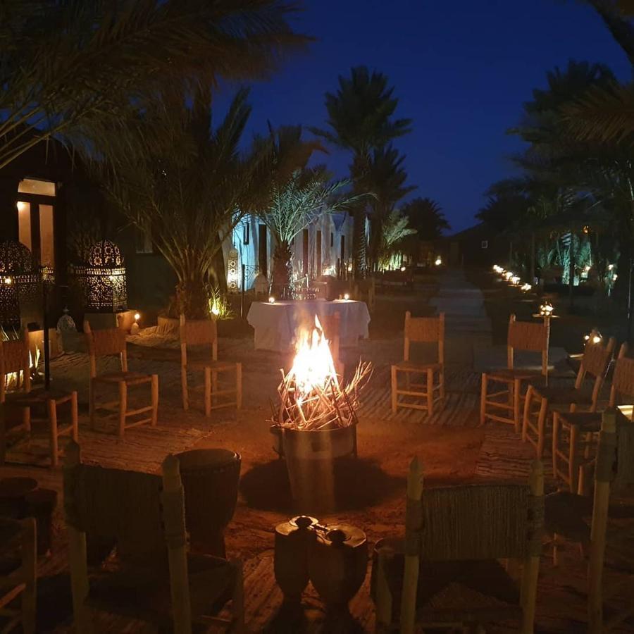 Lac Yasmins Auberge Sahara Garden מראה חיצוני תמונה