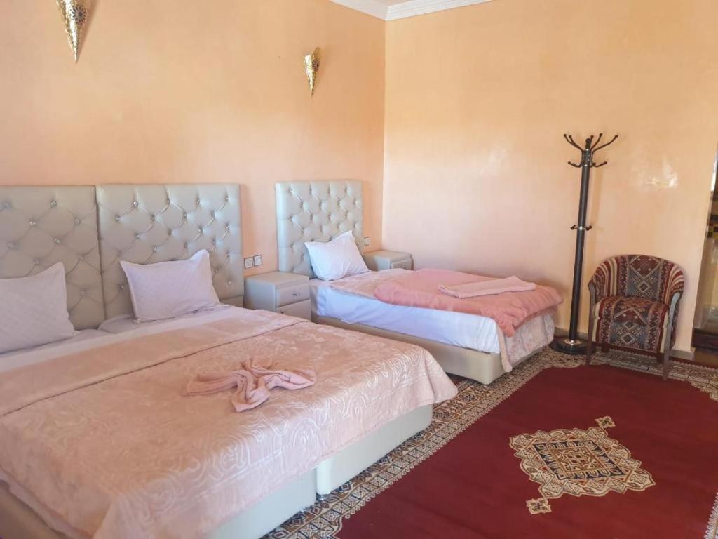 Lac Yasmins Auberge Sahara Garden מראה חיצוני תמונה