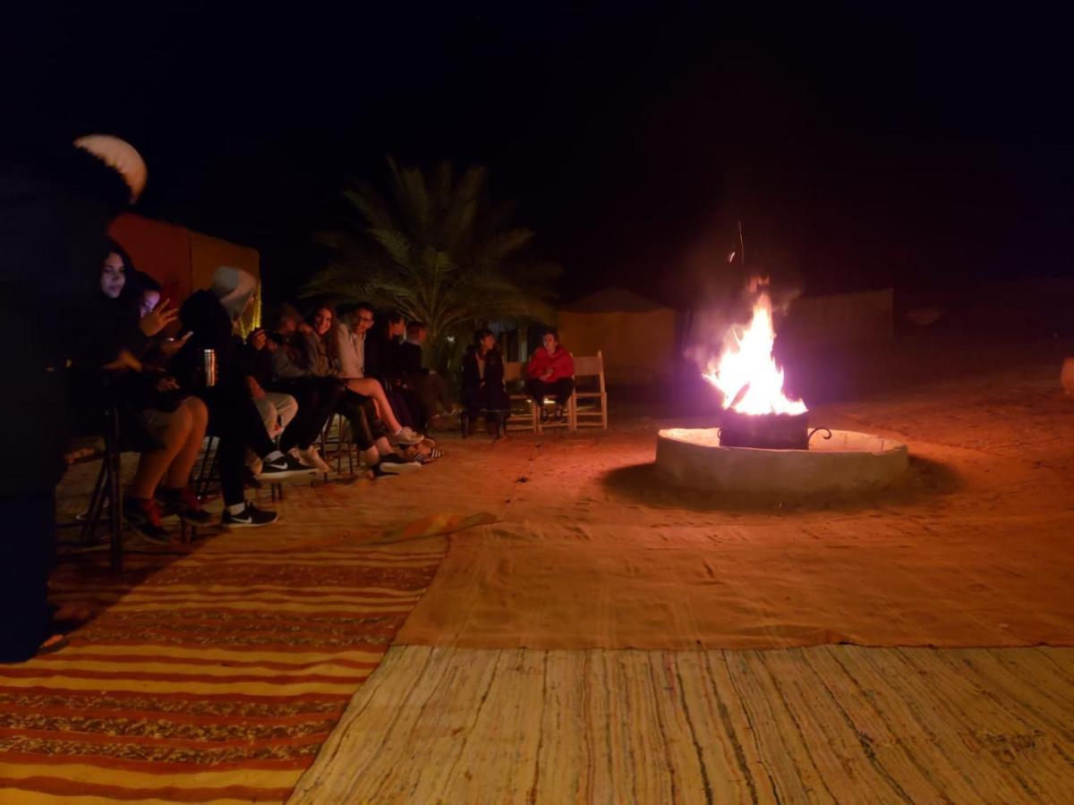 Lac Yasmins Auberge Sahara Garden מראה חיצוני תמונה