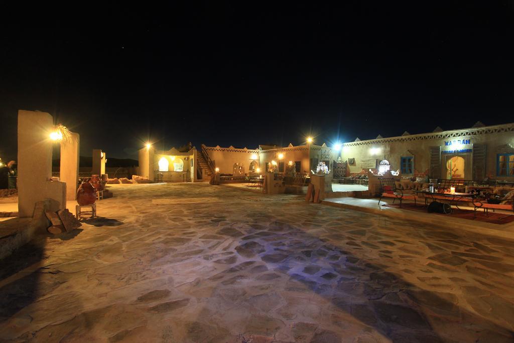 Lac Yasmins Auberge Sahara Garden מראה חיצוני תמונה