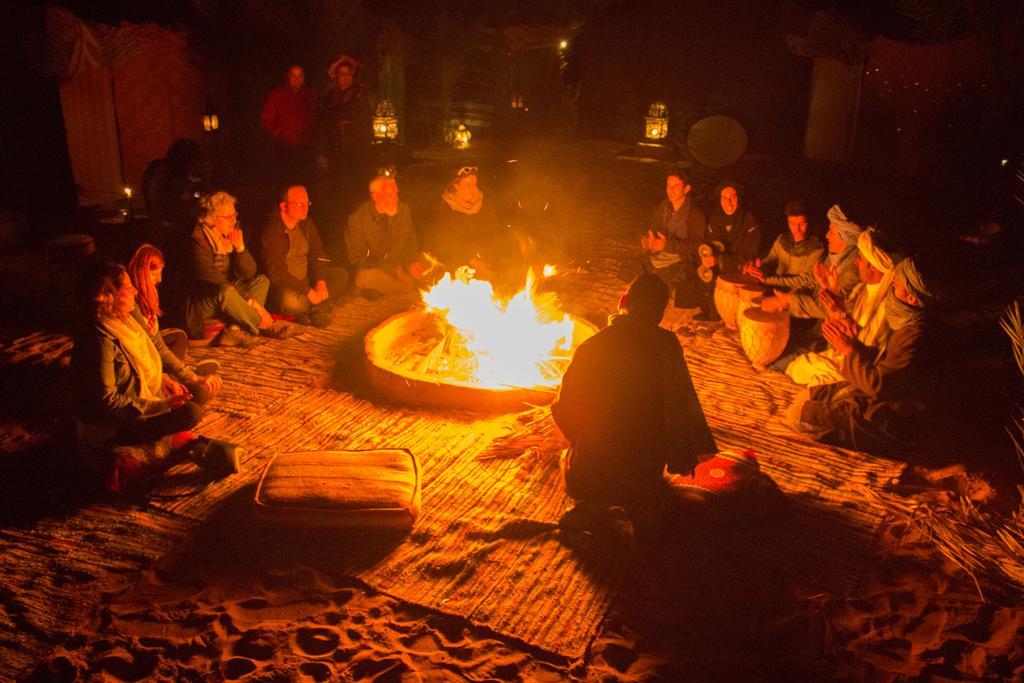 Lac Yasmins Auberge Sahara Garden מראה חיצוני תמונה