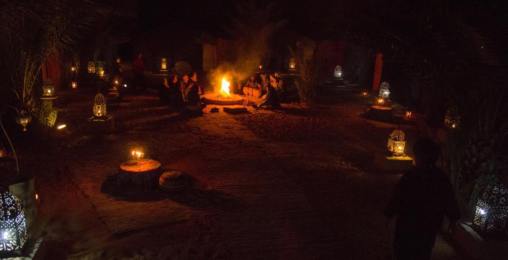 Lac Yasmins Auberge Sahara Garden מראה חיצוני תמונה