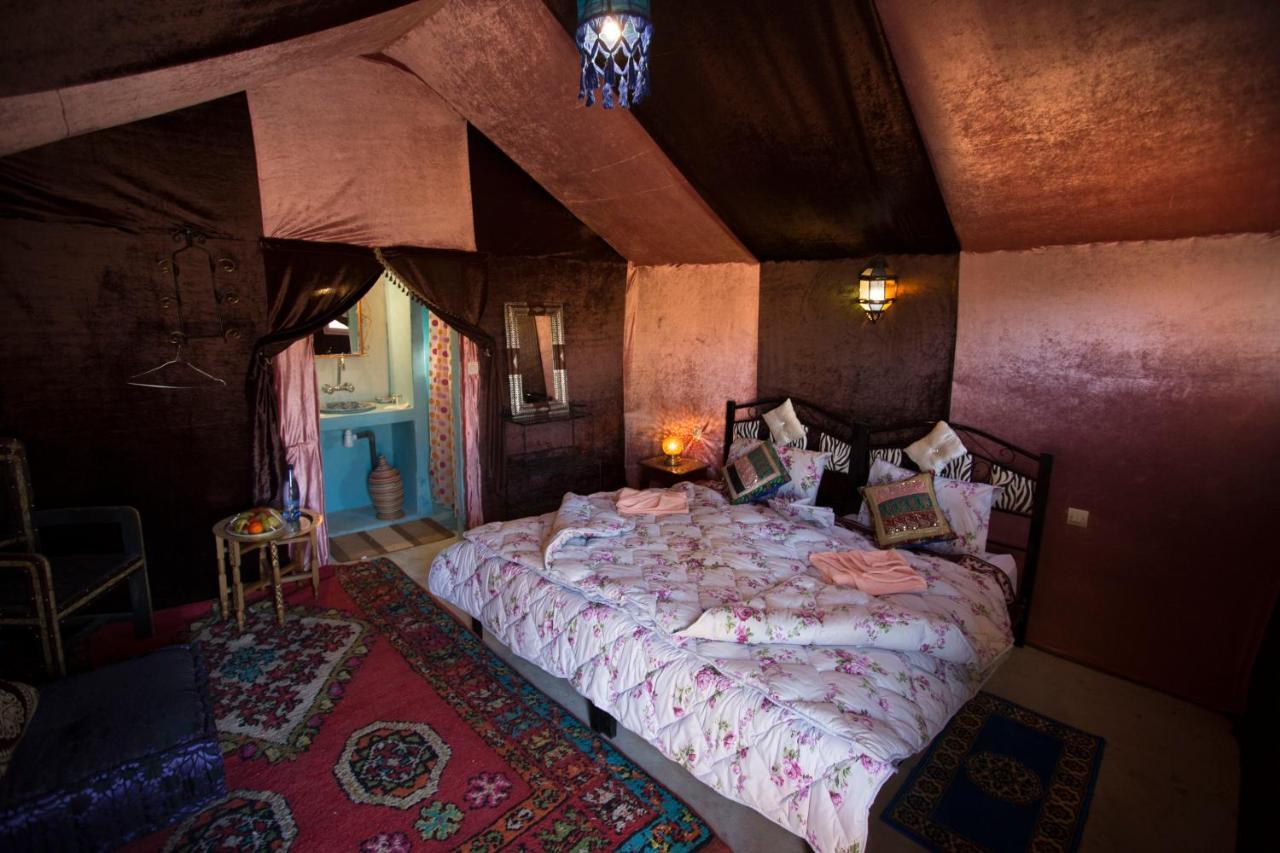 Lac Yasmins Auberge Sahara Garden מראה חיצוני תמונה