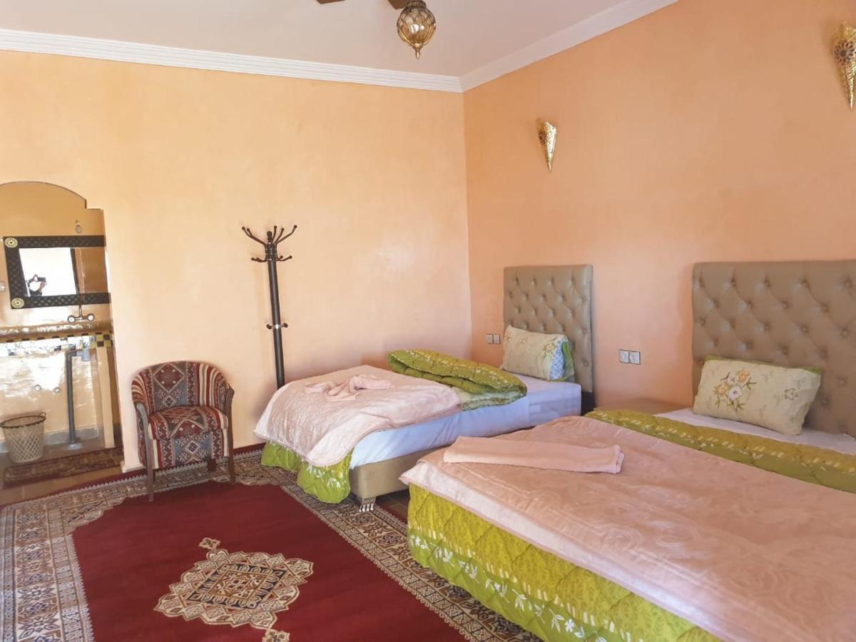Lac Yasmins Auberge Sahara Garden מראה חיצוני תמונה